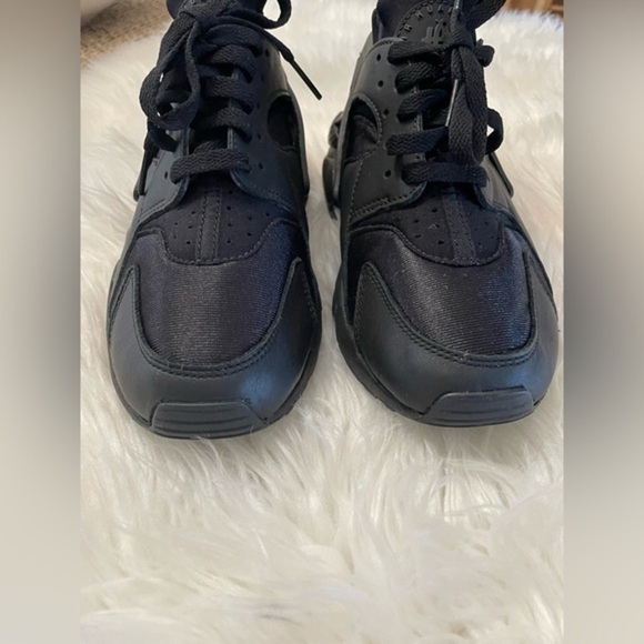 Nike‎ Air Women’s Huarache Shoes Triple Black Size 8 - Picture 9 of 15